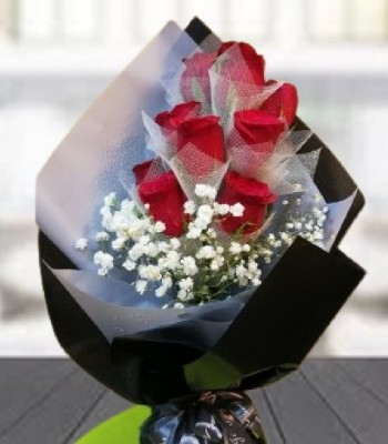 6 Red Roses - Long Stem Red Rose Arrangement
